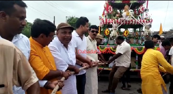 ডায়মন্ডহারবারে রথ যাত্রা উৎসবে দড়ি টানলেন বিধায়ক