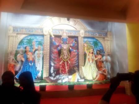 মেঘ ঘুরতেই আলোর উৎসবে মাতলো শিলিগুড়ি