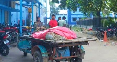 মৃতদেহ উদ্ধার ঘিরে চাঞ্চল্য মঙ্গলবাড়ীতে