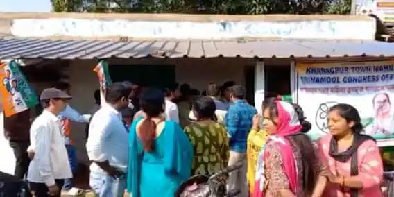 পার্টি অফিসের দখল ঘিরে ধুন্ধুমার খড়গপুরে