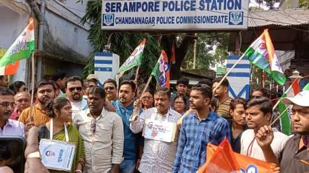 মন্ত্রীর বিরুদ্ধে কুকথার জেরে এফ আই আর