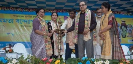 হস্তশিল্প মেলা নিউটাউনে