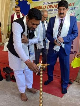 শিলিগুড়ি বিধায়ক প্রতিবন্ধী স্কুলে