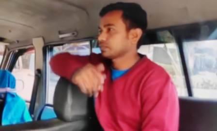 স্বাক্ষর নকলকারী প্রতারক গ্রেফতার