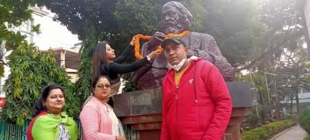 মনিষীদের সম্মান জানিয়ে বর্ষবরণ