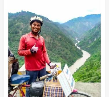 আবাসিকদের শিক্ষামূলক ভ্রমণ