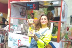 দুয়ারে দুয়ারে খাদ্য পরিষেবা কার্টের