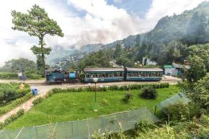 দু’ বাংলার পর্যটকদেরও পছন্দ দার্জিলিং