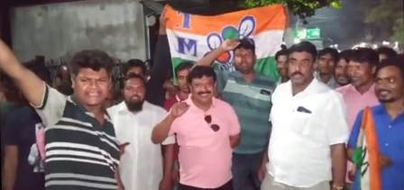 তৃণমূলের গোষ্ঠিকোন্দলে দেগঙ্গায় উত্তেজনা