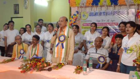 মধ্যমগ্রামে গুরুবন্দন যোগা ও অ্যাকুপ্রেসার সেন্টার চালু