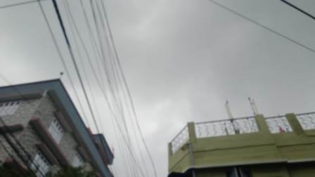 আকাশে মেঘ, স্বস্তি জনজীবন