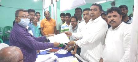 বিনা বাধায় জেলা পরিষদ প্রার্থীদের নমিনেশন