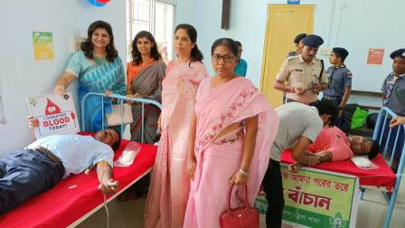মালদা রেল হাসপাতালে রক্তদান