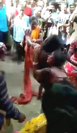 মালদায় মহিলা বিবস্ত্র ঘটনায় তোলপাড়