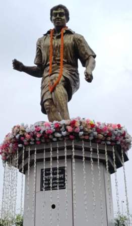 ফুটবলার গোষ্ঠ পালের জন্ম দিবস পালন