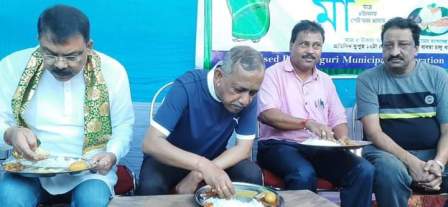 শিলিগুড়িতে মা ক্যান্টিনের উদ্বোধন