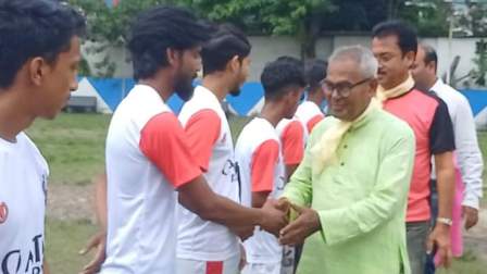 শিলিগুড়িতে নকআউট ফুটবল প্রতিযোগিতা