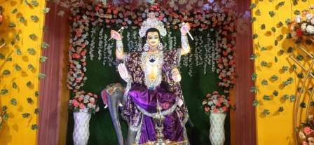 বিশ্বকর্মা পুজোর আমেজে মেতে উঠেছে শিলিগুড়ি