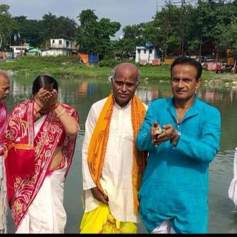 পিতৃপক্ষের ইতি দেবী পক্ষের সূচনা  