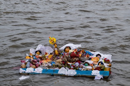 বিজয়ায় দু’ বাংলার সংস্কৃতিক বন্ধন টাকিতে