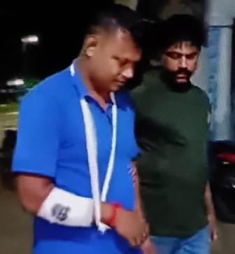 অভিযোগের তদন্তে গিয়ে আক্রান্ত পুলিশ