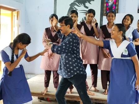 নাট্য কর্মশালা হাবড়া পূর্বাঞ্চল হাইস্কুলে
