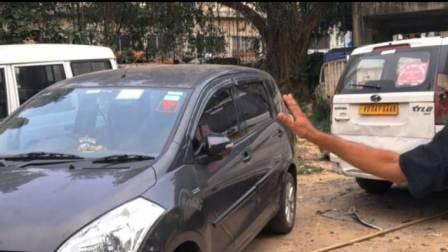 চিকিৎসক স্টিকার লাগানো গাড়ি থেকে উদ্ধার বিপুল পরিমান গাঁজা