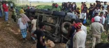 ঈদের কেনাকাটা করতে গিয়ে সড়ক দূর্ঘটনায় মৃত ৭