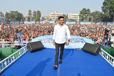 বারাসাতের কাছারি ময়দানের জনসভায় জনস্রোত 