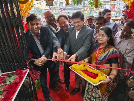 সংস্কারকৃত যাদবপুর বিশ্ববিদ্যালয় পোস্ট অফিসের উদ্বোধন