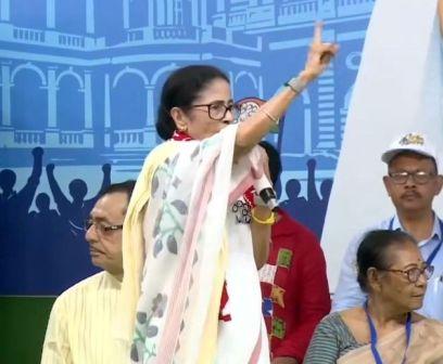 জ্যোতিপ্রিয়র ফাঁসানোর দাবি মমতার