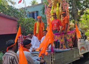 রামনবমীর শোভাযাত্রায় ভোটের বার্তাকে ঘিরে তুঙ্গে তৃণমূল-বিজেপি তরজা